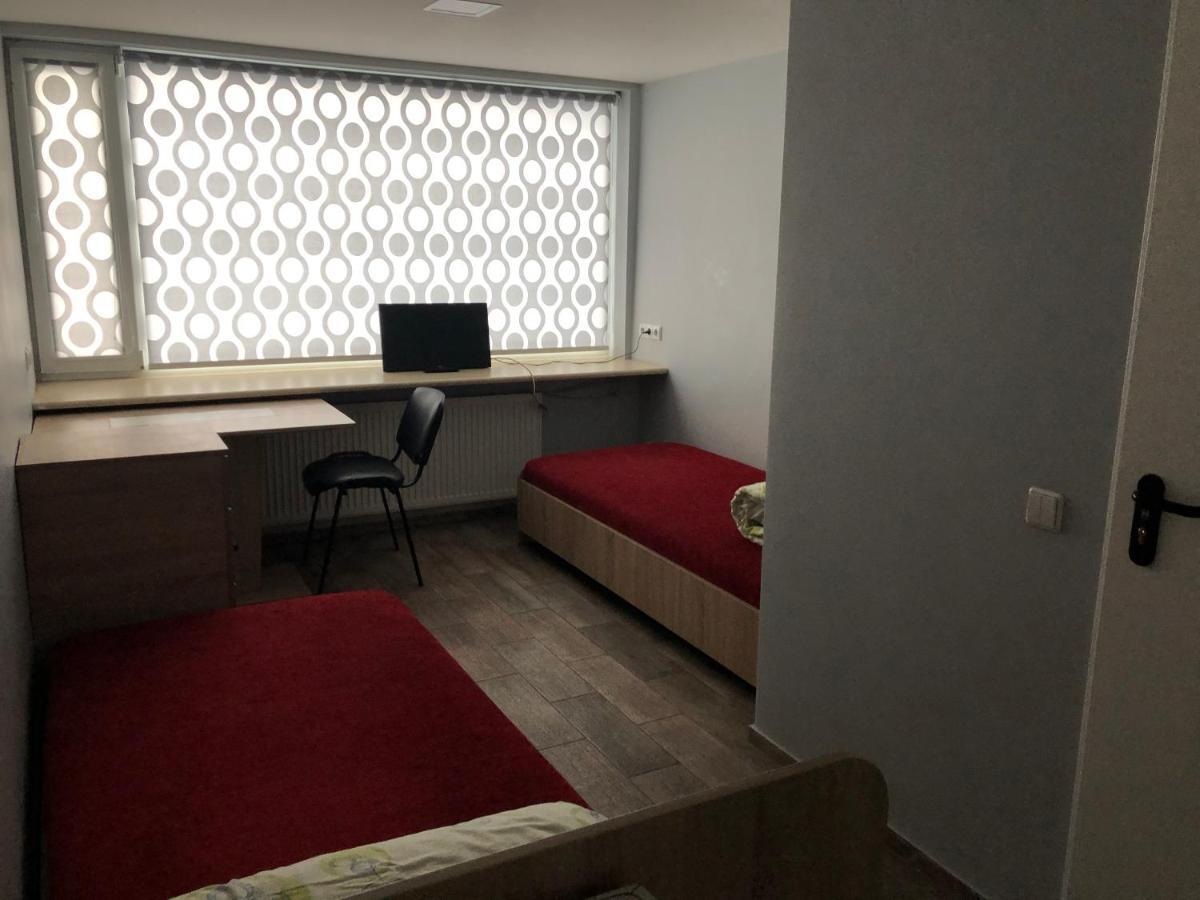 Hostel Laurita Kaunas Extérieur photo